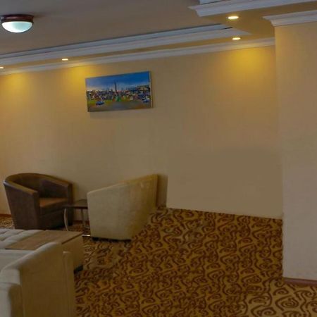 Holiday Hotel Adis Abeba Exterior foto